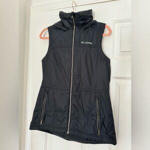 Columbia vest